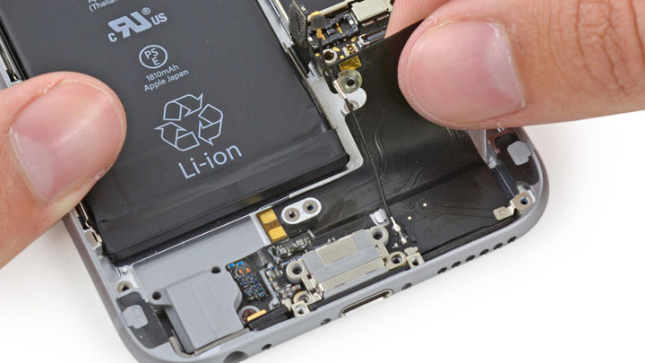 Ремонт шлейфа Айфона